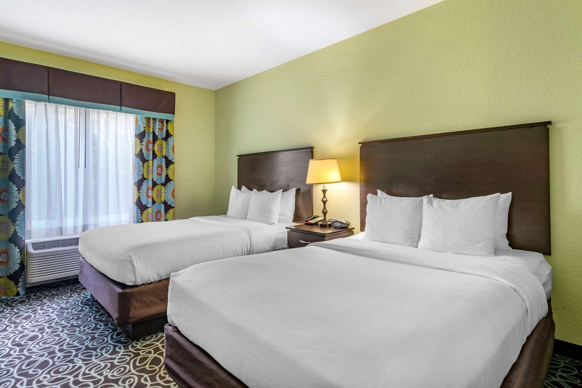Hampton Inn By Hilton Tampa Fairgrounds Casino Exteriör bild