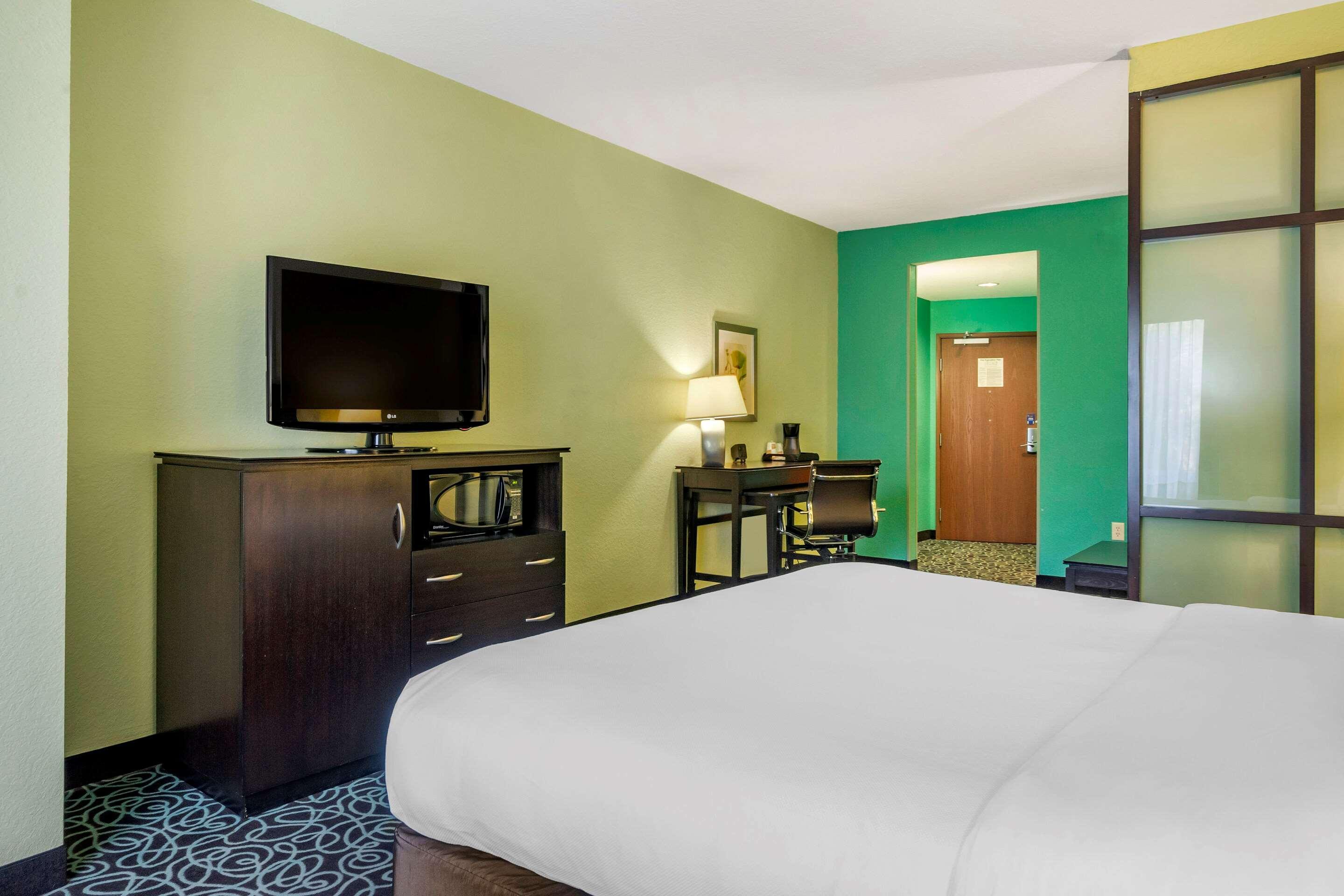 Hampton Inn By Hilton Tampa Fairgrounds Casino Exteriör bild