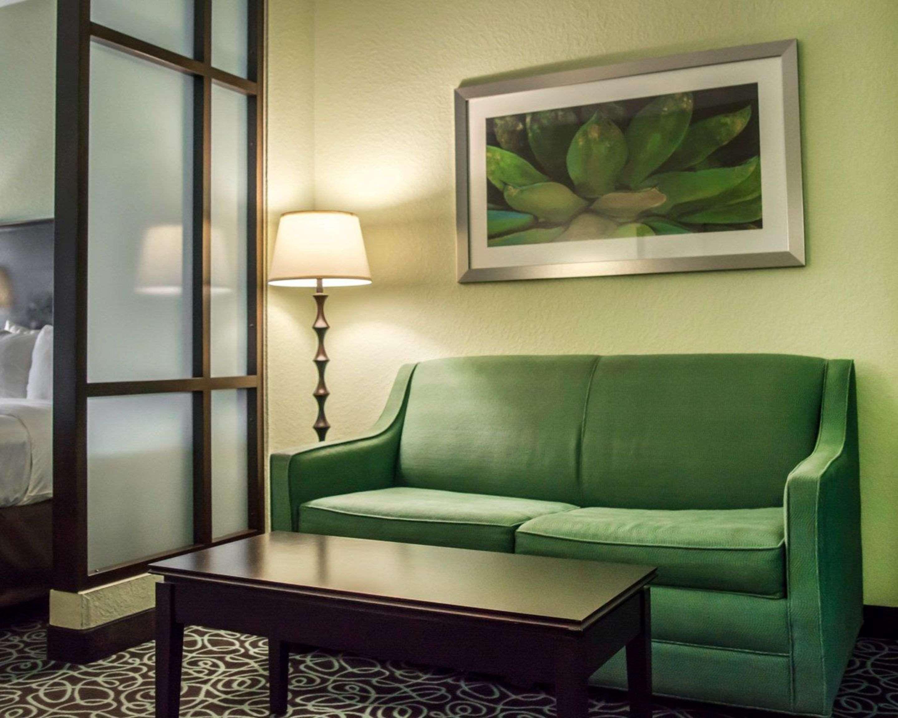 Hampton Inn By Hilton Tampa Fairgrounds Casino Exteriör bild