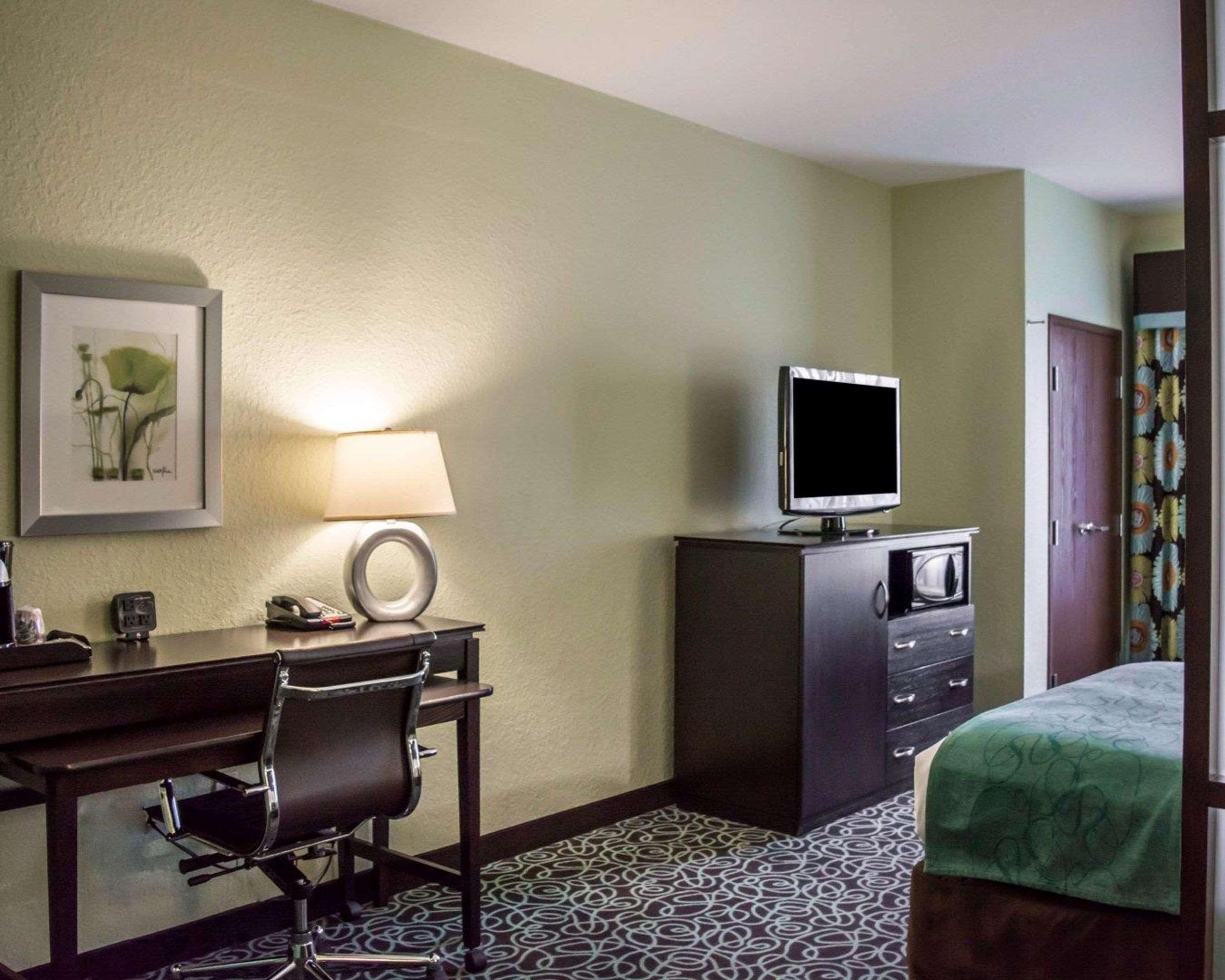 Hampton Inn By Hilton Tampa Fairgrounds Casino Exteriör bild