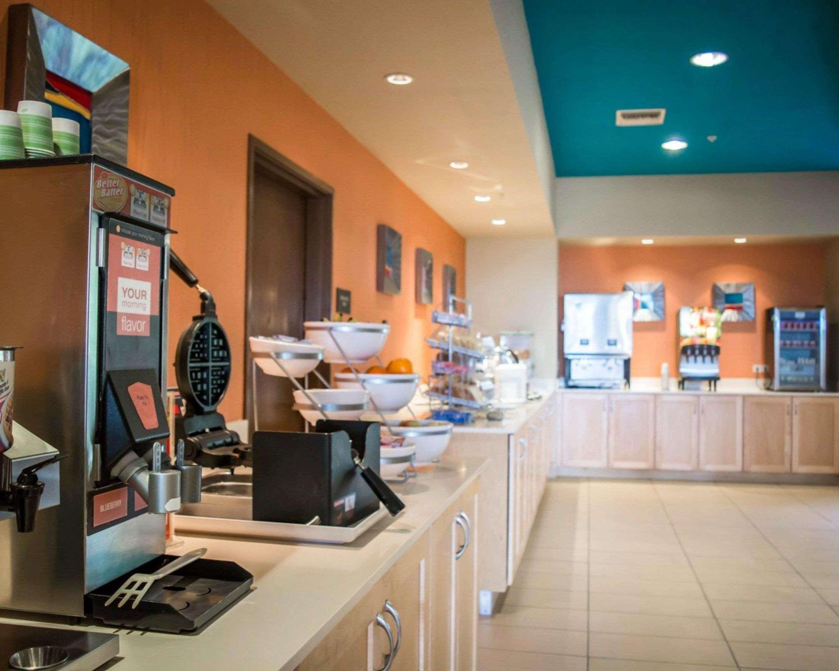 Hampton Inn By Hilton Tampa Fairgrounds Casino Exteriör bild